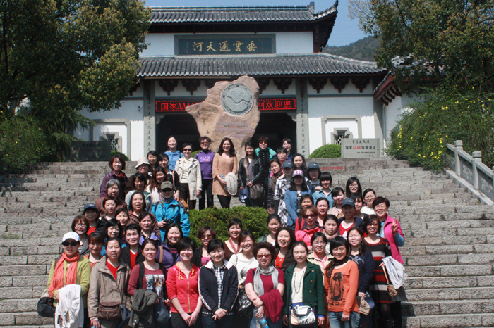 三八节，我们和春天有个约会——我院工会组织“三八”妇女节春游踏青活动