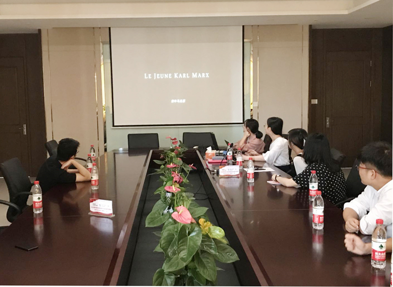 团委组织《青年马克思》观影活动